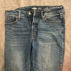 Old Navy Size 8 Power Slim Straight jeans with unfinished bottoms.